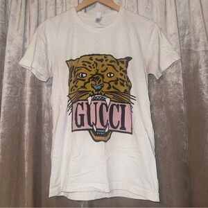 Oversized Graphic Tee with Leopard Logo